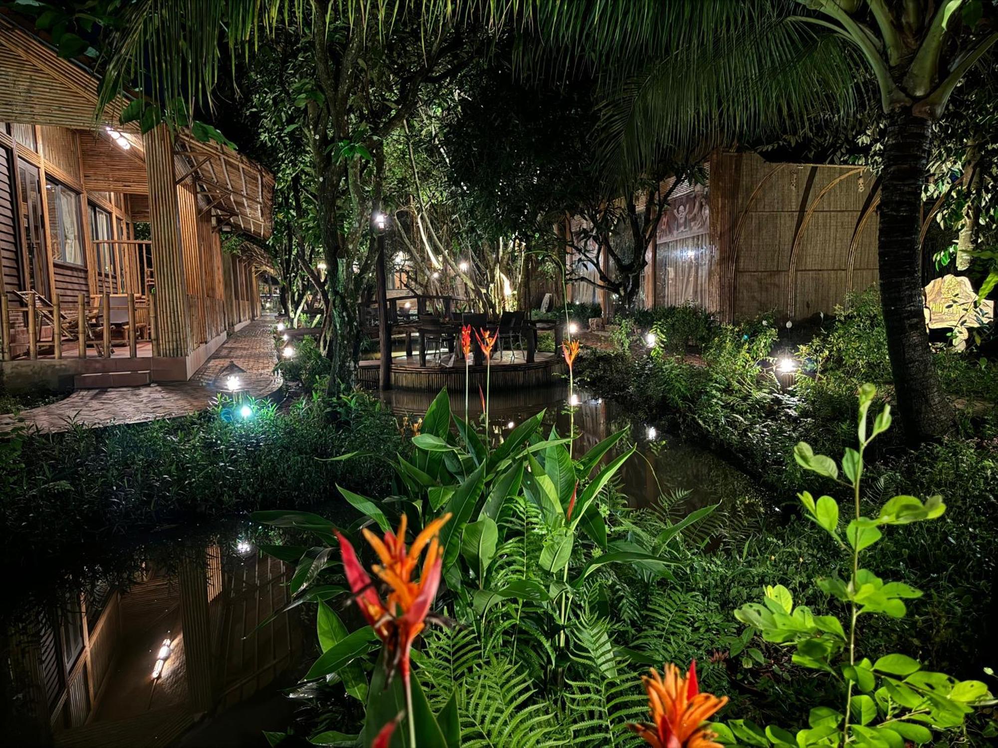 Bamboo Eco Village Can Tho Exterior photo