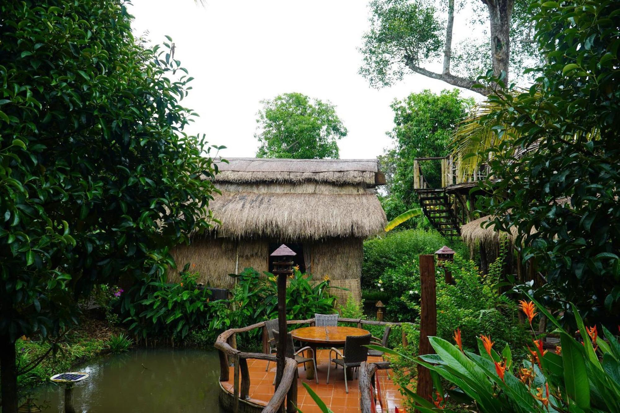 Bamboo Eco Village Can Tho Exterior photo