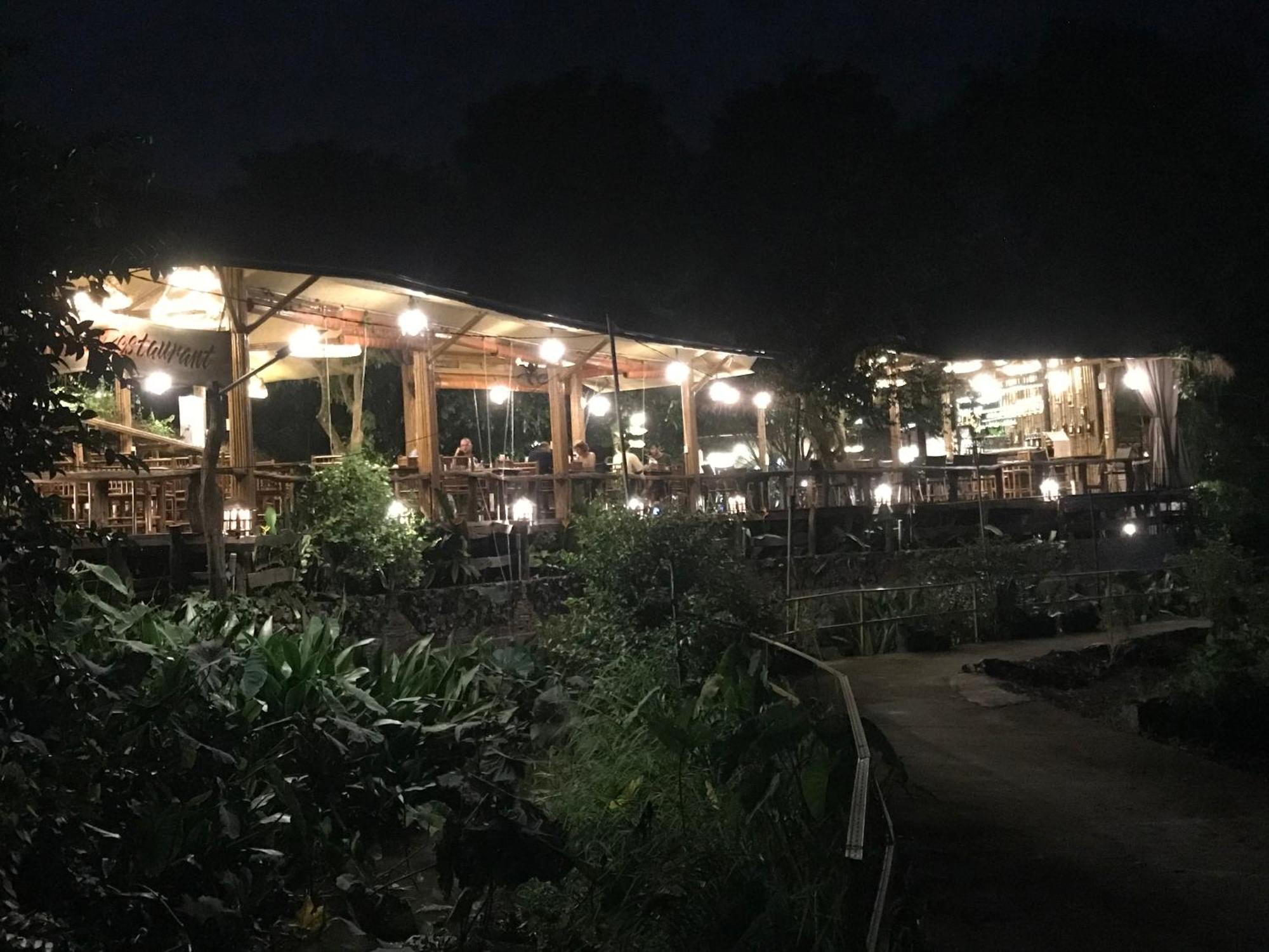 Bamboo Eco Village Can Tho Exterior photo